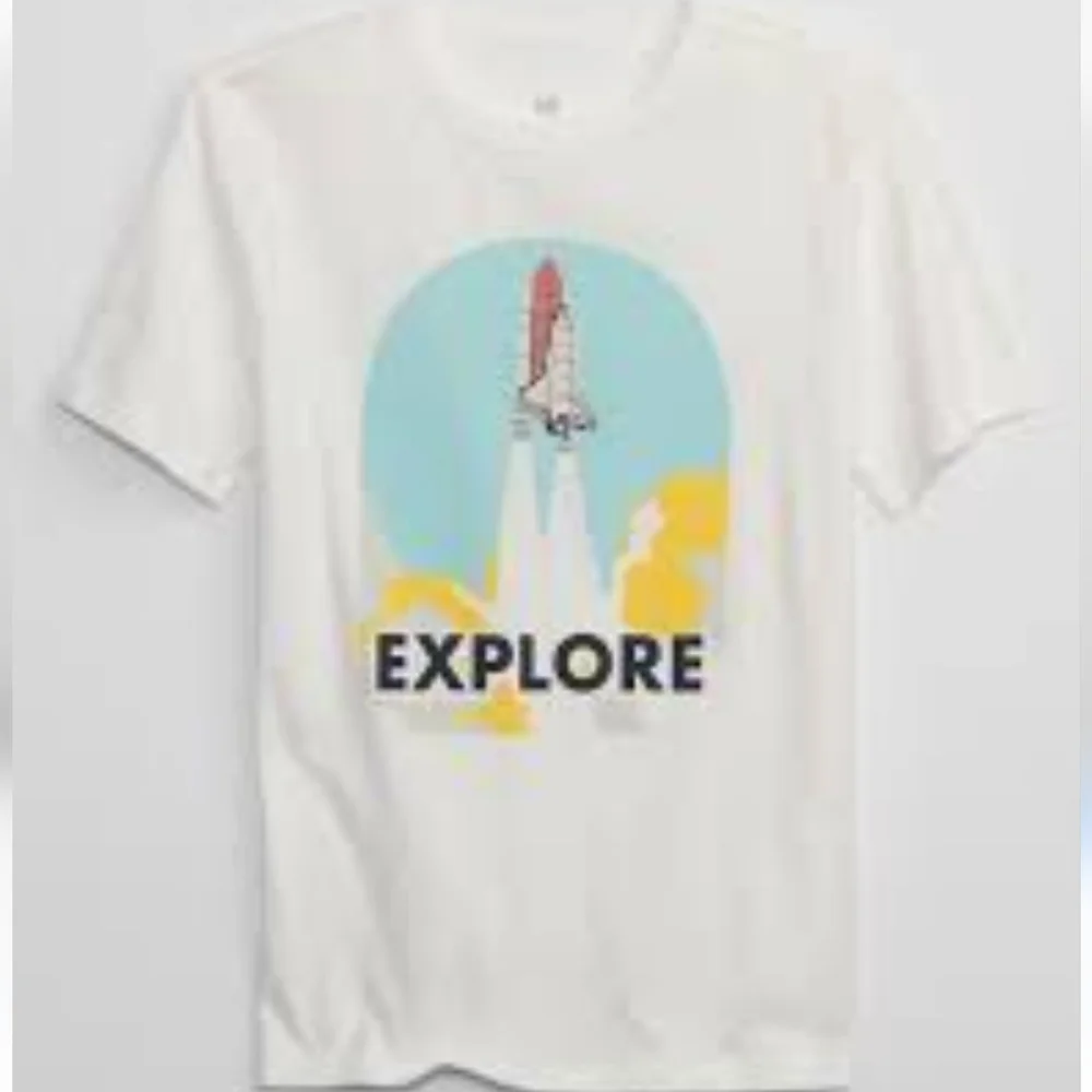 Gap Kids Explore Graphic T-shirt